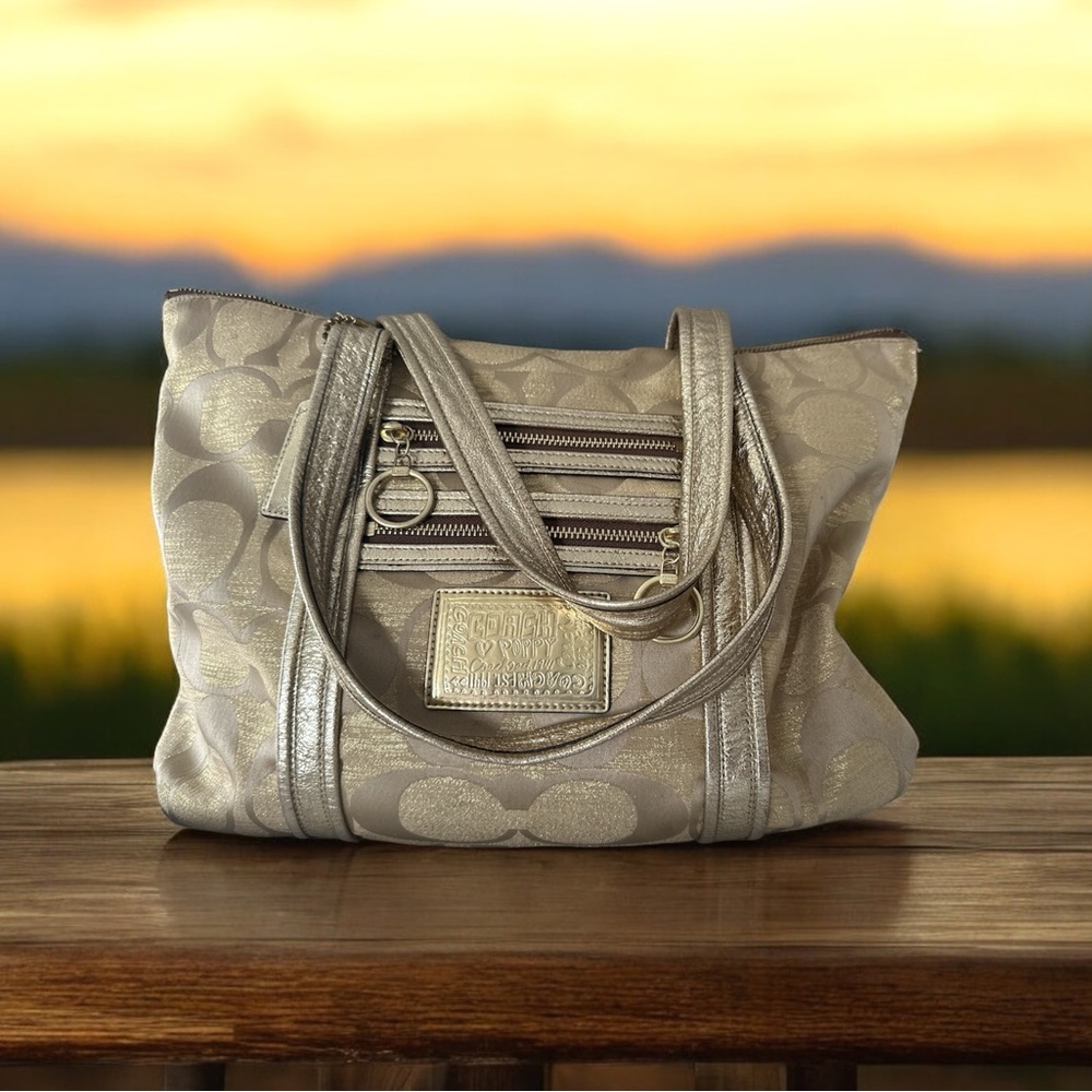 COACH Gold Metallic Poppy